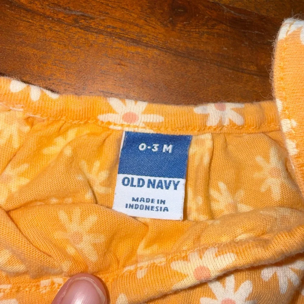 Old Navy‎ Orange Daisy Kids Romper